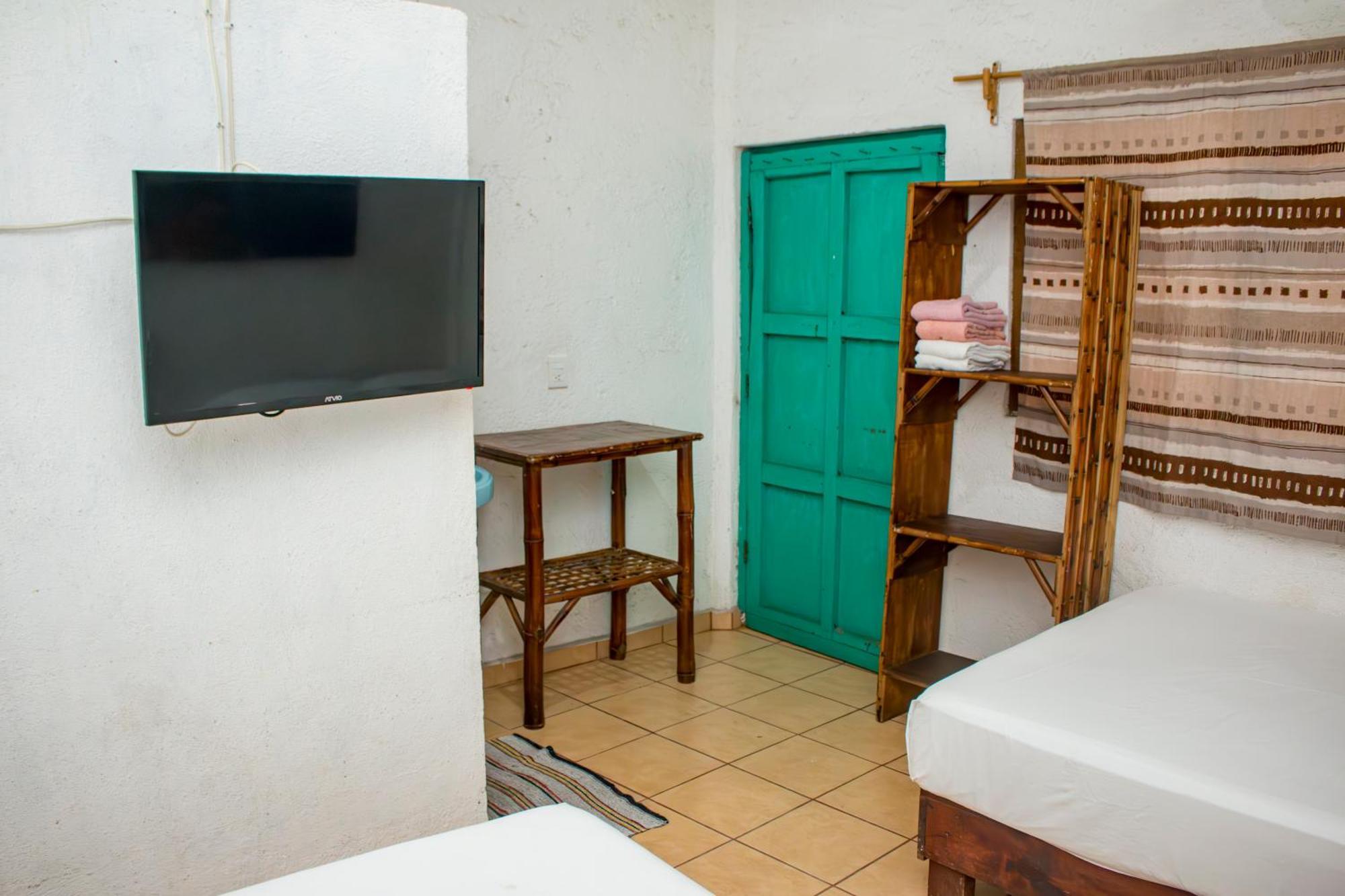Casa Mexica Bungalows Zihuatanejo Exterior photo